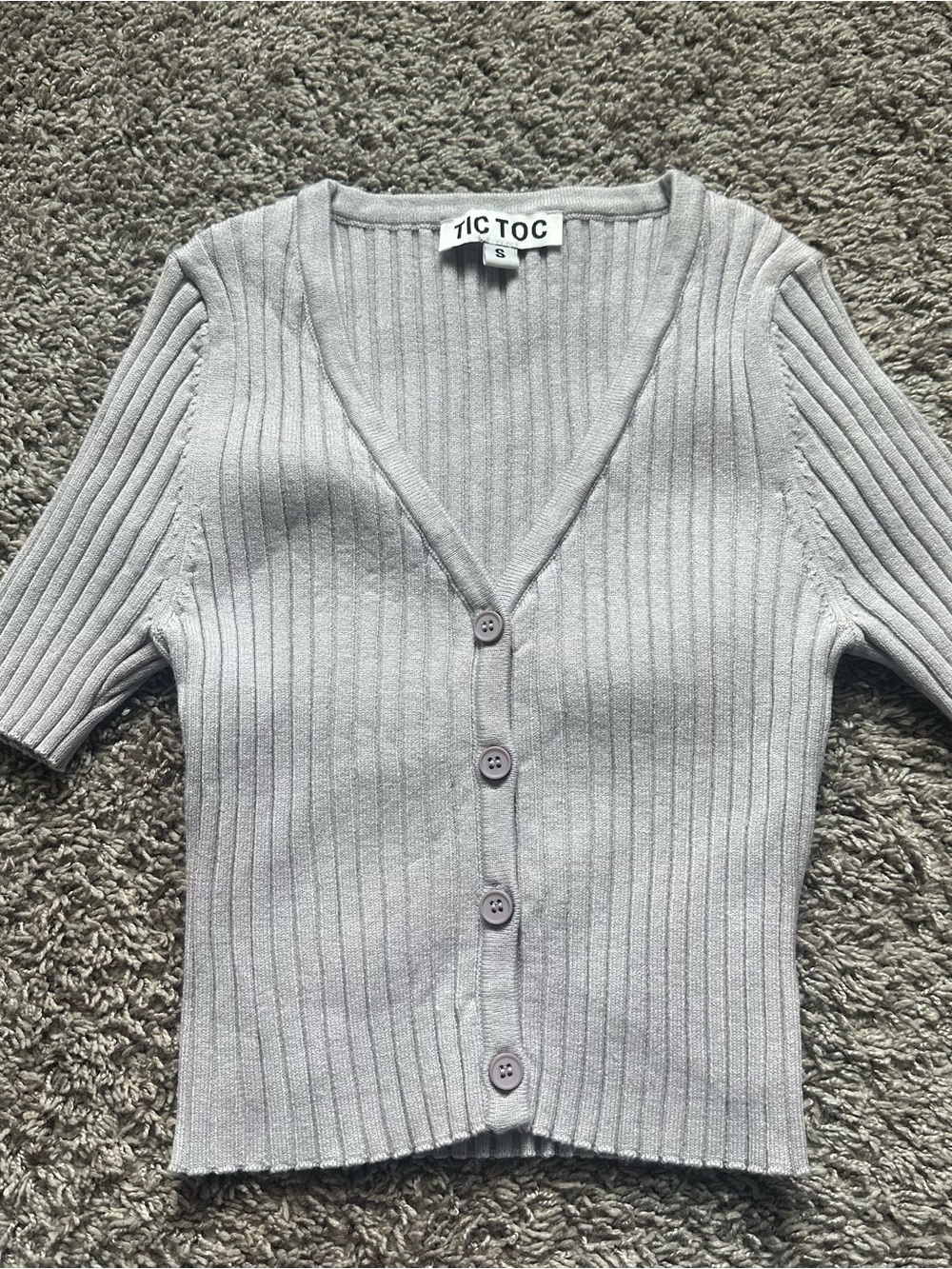 Tic Toc Ribbed Button-Front V-Neck Top in Light Purple
